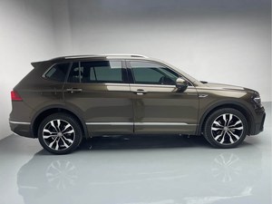 <span class=keywords><strong>Volkswagen</strong></span> <span class=keywords><strong>Tiguan</strong></span> L 330TSI AWD SUV 7 Posti Automatico Guida a Sinistra Turbo Sedili in Pelle Pneumatici R18 Auto Usata <span class=keywords><strong>2020</strong></span> - Product Image 5