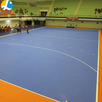 Professioneller Neuer Indoor-Outdoor-Rollschuh-Hockey-Platz mit Modernem Design aus PP-Material und Grafiklösung