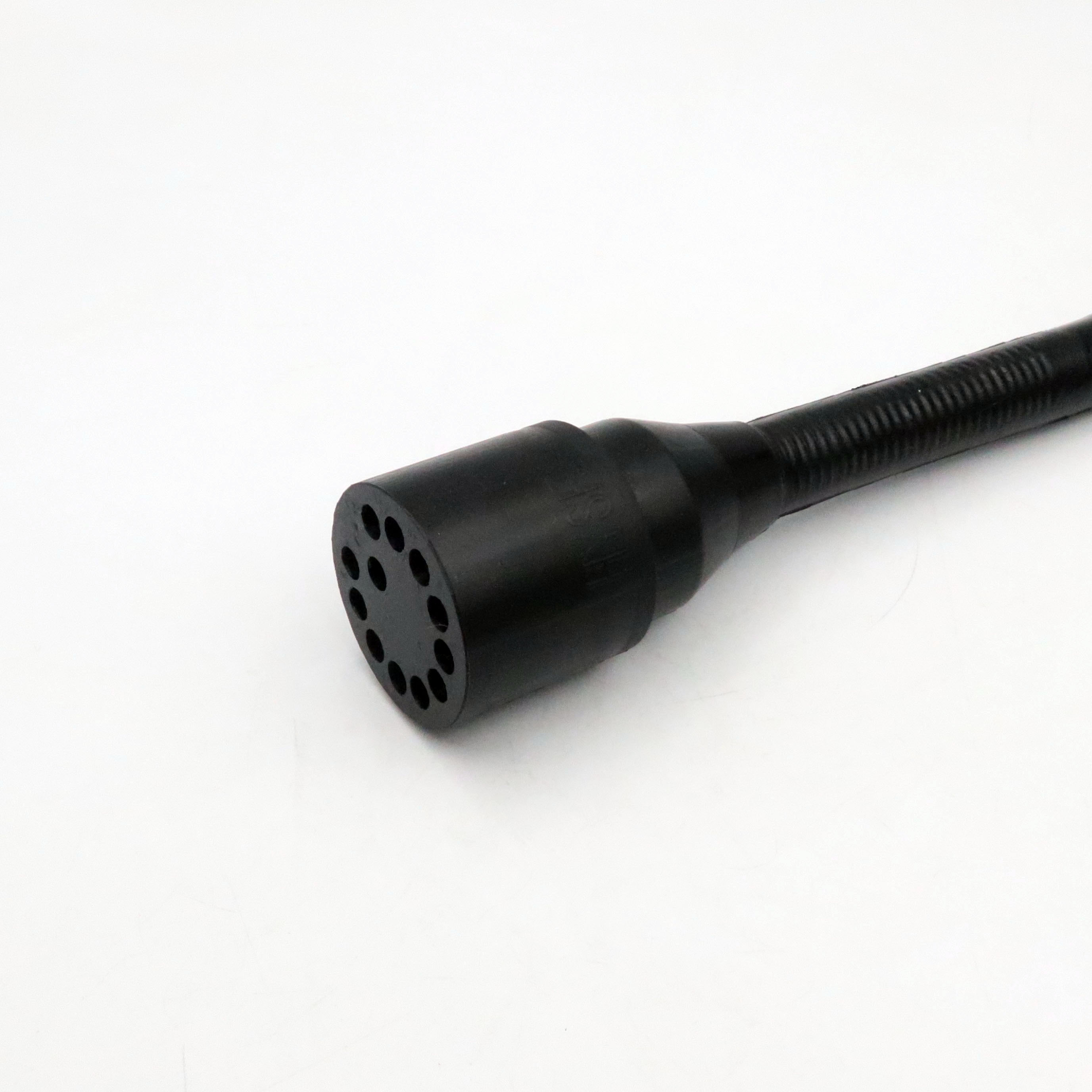 สายเคเบิลตัวเมีย