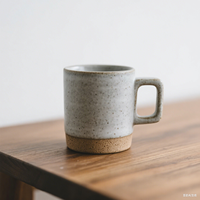 Mini tasse à expresso bleue en argile sableuse avec poignée carrée poterie mouchetée promotionnelle faite à la main Style campagnard couleur personnalisée brillante