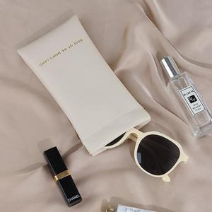 Étui de rangement portable pour lunettes en cuir PU, pochette de rangement à fermeture à ressort, support de vente en gros - Product Image 4