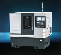 Tour CNC numérique à broche unique haute précision 2 axes avec système de commande Syntec, capacité moyenne, précision 0,005 mm 8 porte-outils avec garantie d'un an