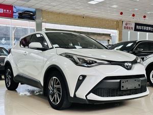 Toyota <span class=keywords><strong>CH</strong></span>-<span class=keywords><strong>R</strong></span> <span class=keywords><strong>2021</strong></span>, SUV de luxe 20L, peinture d'origine blanche, 35 000 km, bien entretenu - Product Image 3