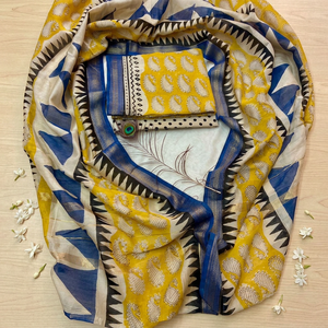 Elegante conjunto de traje Maheshwari de seda estampado a mano con dupatta de seda y pantalón de algodón cambray, ropa tradicional. - Product Image 2