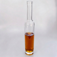 Bouteille en verre vide transparente de 700 ml de forme personnalisée pour vodka, liqueur, gin, rhum, tequila, whisky, brandy, spiritueux avec bouchon