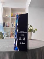 Trophée personnalisé en verre cristal avec revêtement AB arc-en-ciel et diamant