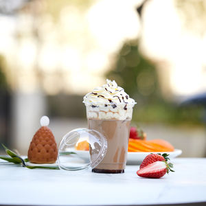 <span class=keywords><strong>Verre</strong></span> à <span class=keywords><strong>cocktail</strong></span> en <span class=keywords><strong>plastique</strong></span> de marque Xueli pour boissons Impression de logo personnalisé transparent Options multiples de volume Parfait pour les cafés traiteur - Product Image 6