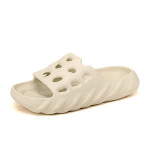 Sandales d'été respirantes ajourées pour hommes, antidérapantes, confortables pour l'extérieur, semelle injectée blanche - Product Image 5
