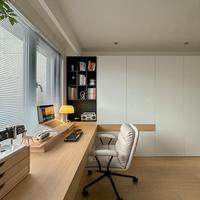Étagère murale sur mesure pour ordinateur avec table d'écriture, unité combinée gain de place pour petit appartement, chambre ou coin de travail