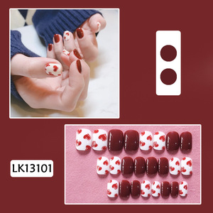 Faux ongles 24 pièces en gros en usine de styles japonais et coréen Design coloré coeur étoile pour application au doigt - Product Image 6