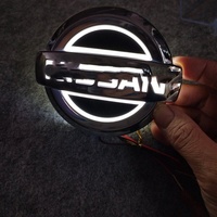 Emblème lumineux LED 4D de luxe pour calandre avant et arrière, étanche 12V, pour Tiida X-Trail Geniss Livina Cedric, logo de coffre de voiture lumineux