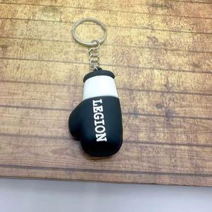 Llavero de PVC con Diseño de Guantes de Boxeo 3D, Personalizado, para Deportes, Regalo Especial de Fitness y Boxeo, Precio de Fábrica - Product Image 4
