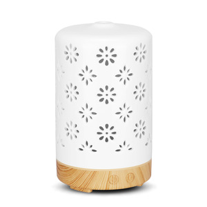 Difusor de Aromas y Humidificador YXTC-13, 24V Eléctrico, Temporizador de 2-8H, Base de Madera Blanca, Capacidad Inferior a 1L, para Habitaciones Pequeñas - Product Image 2