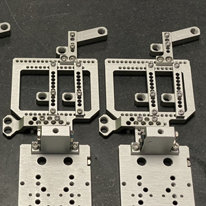อุปกรณ์จับยึดงานกลึง CNC แบบ OEM อลูมิเนียม 6061-T6 ชุดจิ๊กเครื่องมือแบบกำหนดเองสำหรับการผลิตที่มีความแม่นยำสูง จากโรงงานโดยตรง - Product Image 1