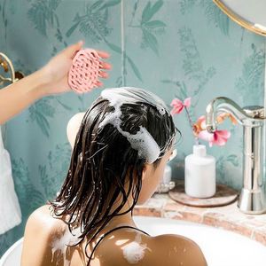 Brosse de massage manuelle en silicone souple pour cuir chevelu, brosse à shampoing avec poils flexibles pour nettoyer les cheveux - Product Image 3