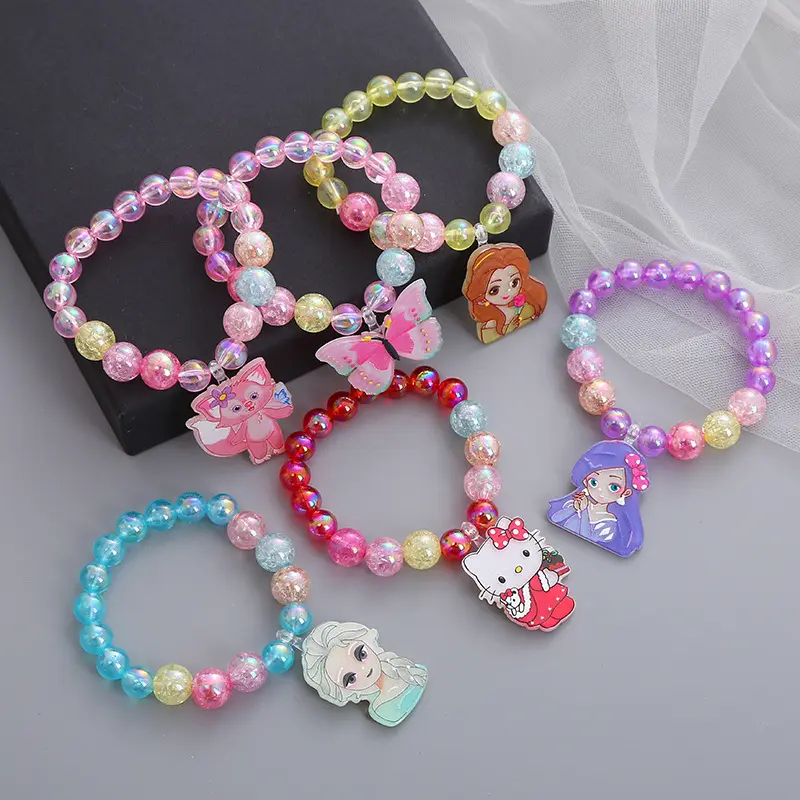 Hochwertige Perle bunte Perlen Acryl-Perlen-Armbänder handgefertigt Kinder Mädchen Charme Legierung Anhänger elastische Armbänder neueste