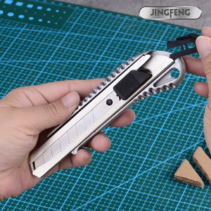 Cuchillo utilitario JINGFENG 228 con soporte de hoja de aleación de aluminio, herramienta de corte para papel, madera, manualidades y uso de oficina. - Product Image 2