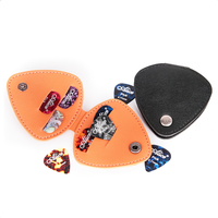 Porte-médiators de guitare en cuir PU, étui pour médiators de guitare en forme de triangle avec bouton-pression, pochette de rangement pour médiators de guitare