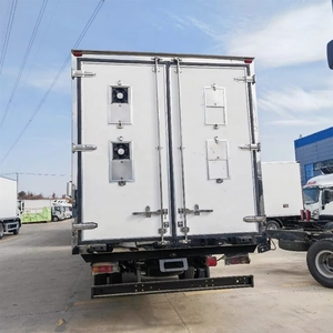 <span class=keywords><strong>Camion</strong></span> de transport de poussins <span class=keywords><strong>d</strong></span>'un jour, prix bas Chine, HOWO, transporteur <span class=keywords><strong>d</strong></span>'animaux vivants - Product Image 6