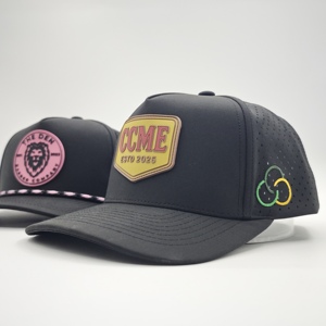 Casquette de golf professionnelle 5 panneaux unie imperméable avec logo en silicone personnalisé, faible MOQ, OEM, perforations laser, tenue monochromatique - Product Image 4