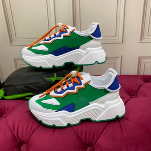 Chaussures de course classiques luxueuses pour hommes en caoutchouc, confortables, décontractées, tendance, de haute qualité, pour le sport en plein air - Product Image 1