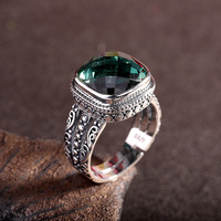 Garantiertes Sterlingsilber 925 Smaragdring Anfangs-Eheringe für Damen Natürlicher Kristall Öffnungsdesign Feiner Schmuck