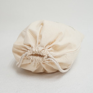 Sacs à cordon pliables en toile de coton couleur naturelle, logo personnalisé, lettres et motifs sur mesure, emballage de luxe promotionnel - Product Image 3