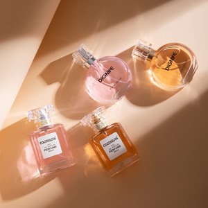 Nouveauté - Coffret <span class=keywords><strong>cadeau</strong></span> de <span class=keywords><strong>parfum</strong></span> pour femmes 30 ml * 4 - Eau de toilette - Haute qualité - Coffret <span class=keywords><strong>cadeau</strong></span> de 4 pièces - <span class=keywords><strong>Parfum</strong></span> pour femmes - Original - Product Image 6