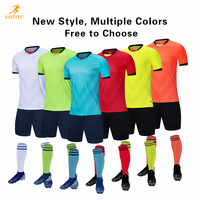 Jersey Sepak Bola Kustom 100% Poliester Cepat Kering dengan Nama Nomor Logo Cetak Transfer Panas Lengan Pendek untuk Pria Wanita - Dapat Dipersonalisasi