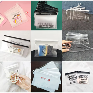 Bolsa de Plástico con Cierre Personalizada con Logotipo para Joyería Pequeña, Bolsa con Cierre Mate para Pendientes, Bolsa Reutilizable de PVC Mini con Cierre Hermético - Product Image 6