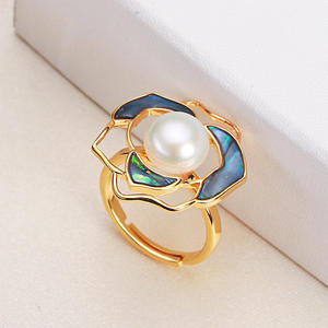 Anillo de Perlas Genuinas Hechas a Mano del Lago Shanxia, Diseño de Lujo Ligero, Anillo de Perlas de Agua Dulce con Camelia, Moda al por Mayor - Product Image 2