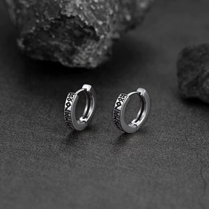 1 paire de boucles <span class=keywords><strong>d</strong></span>'oreilles pour hommes en acier inoxydable 316L Huggie Hoop Religious Ear Piercing Jewelry (KSS525) - Product Image 4