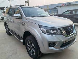 Nissan Paladin promotionnel, SUV 7 places, 4x4, écran de contrôle central de 13 pouces, 2.0L Euro 6, Nissan 8AT automatique, SUV - Product Image 5