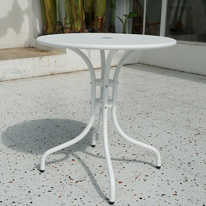 70cm round table