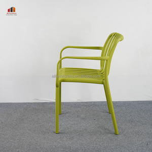 <span class=keywords><strong>Chaise</strong></span> en plastique d'extérieur avec design à lattes ventilées, durable et résistante aux intempéries pour patio, café et restaurant - Product Image 5