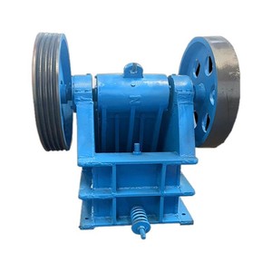 Concasseur à mâchoires 15t/h pour l'exploitation minière, équipement de concassage de béton et de pierre avec moteur AC, couleur bleue - Product Image 4