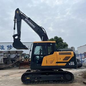 Excavadora de cadenas Hyundai HX130 usada, la más vendida, con motor Yanmar, alta eficiencia, buen estado, en venta - Product Image 1