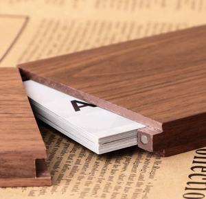 Portador de la tarjeta con cierre magnético con titular de la tarjeta de negocios madera Tarjeta de negocio de madera - Product Image 3