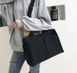 Canvas Bag Supplier White and Black Fashion Design Trends Shoulder Sling Carry Bag Blank Canvas Tote Bags with Magnetic Button