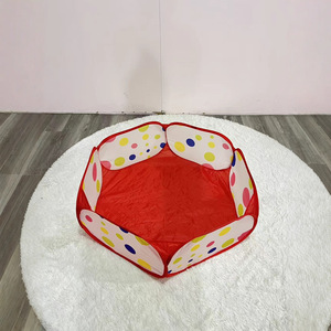Corralito infantil plegable de tela roja con piscina de pelotas para niños de 4 a 6 años para uso doméstico - Product Image 1