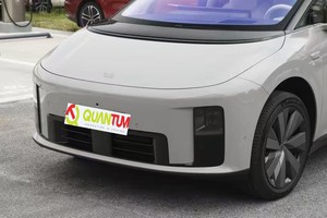 Li <span class=keywords><strong>Auto</strong></span> I8 <span class=keywords><strong>Premium</strong></span> Nuovo SUV Elettrico a 6 Posti Automatico Interni Scuri 400kW Doppio Motore AWD Autonomia 720km CLTC Ricarica Ultra-Rapida 5C - Product Image 2