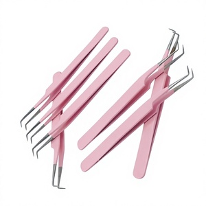 Pinzas para Pestañas de Volumen de Acero Inoxidable con Punta de Fibra, Color Rosa Bebé, Recubrimiento en Polvo, Agarre Liso, Aislamiento, Marca Privada - Product Image 3
