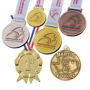 工厂价格金属工艺品定制标志空白奖章和缎带足球奖杯和奖牌