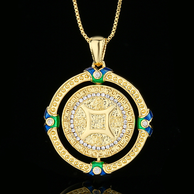 Pendentif plaqué or avec chaîne maille forçat