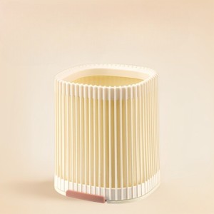 صندوق نفايات صغير محمول لطيف على سطح المكتب من البلاستيك - Product Image 3