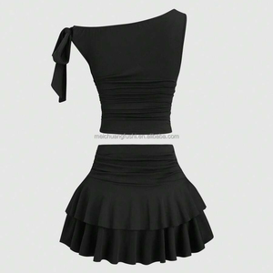 Completo Due Pezzi Personalizzato con Top Corto e Minigonna a Balze per <span class=keywords><strong>Donna</strong></span> - Product Image 3