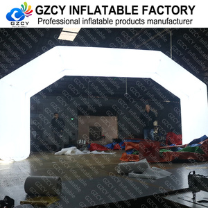 Arco inflable hexagonal con iluminación LED y borde blanco que brilla en <span class=keywords><strong>la</strong></span> oscuridad para maratones nocturnos, eventos al aire libre y publicidad. - Product Image 4