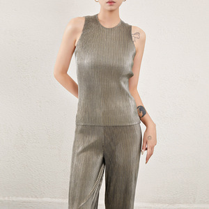 Miyake Pleated Metallic <strong>Shimmer</strong> Polyester Round Neck Sleeveless <strong>Top</strong> for Women - Casual Pleated Tank - Product Image 5