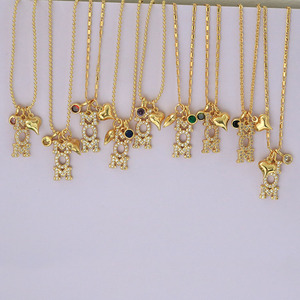 Regalo per la <span class=keywords><strong>Festa</strong></span> <span class=keywords><strong>della</strong></span> <span class=keywords><strong>Mamma</strong></span>: Collana con Ciondolo 'Mama' e Cuore in Oro 18k Placcato con Zirconi e Pietra Portafortuna per Donne - Product Image 3