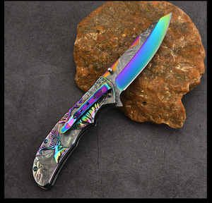 Azul amarillo Arco Iris negro gris en stock para alivio de pequeña cantidad Animal salvaje ciervo patrón 3,5 "azul impreso hoja cuchillo de bolsillo - Product Image 2